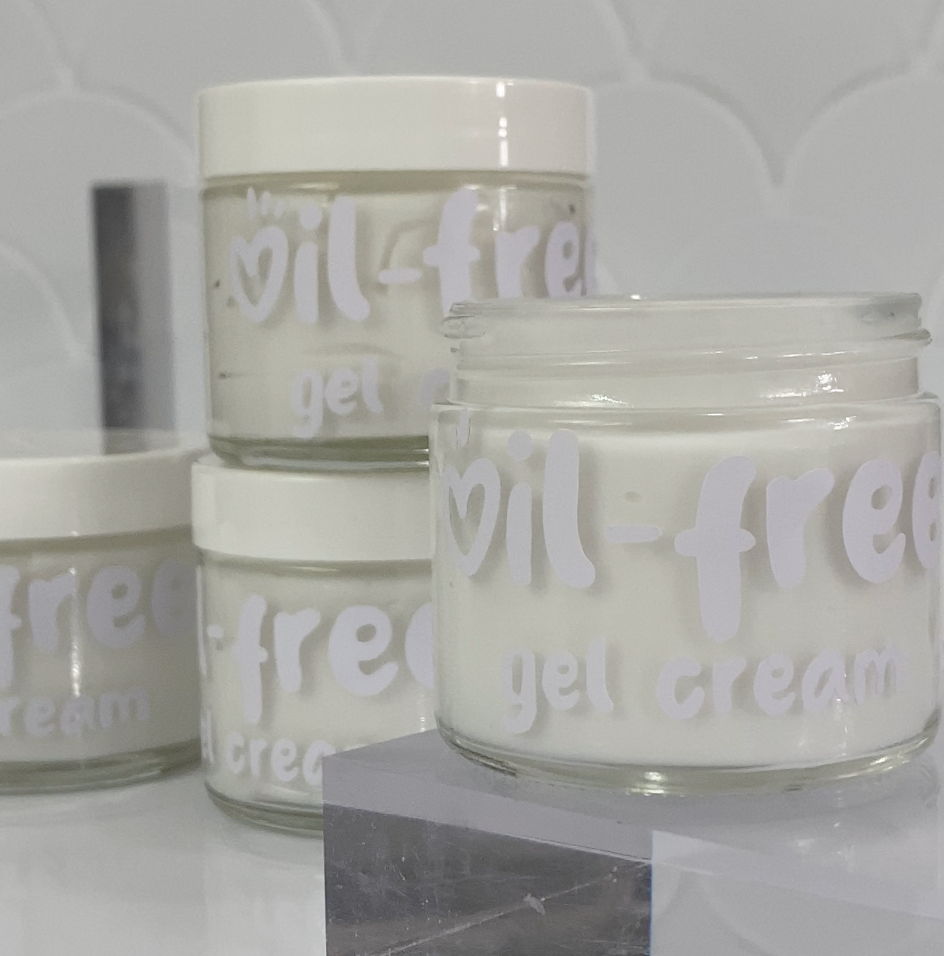Oil-Free Gel Cream Formula w/ Niacinamide for Oily/Combination Skin Types